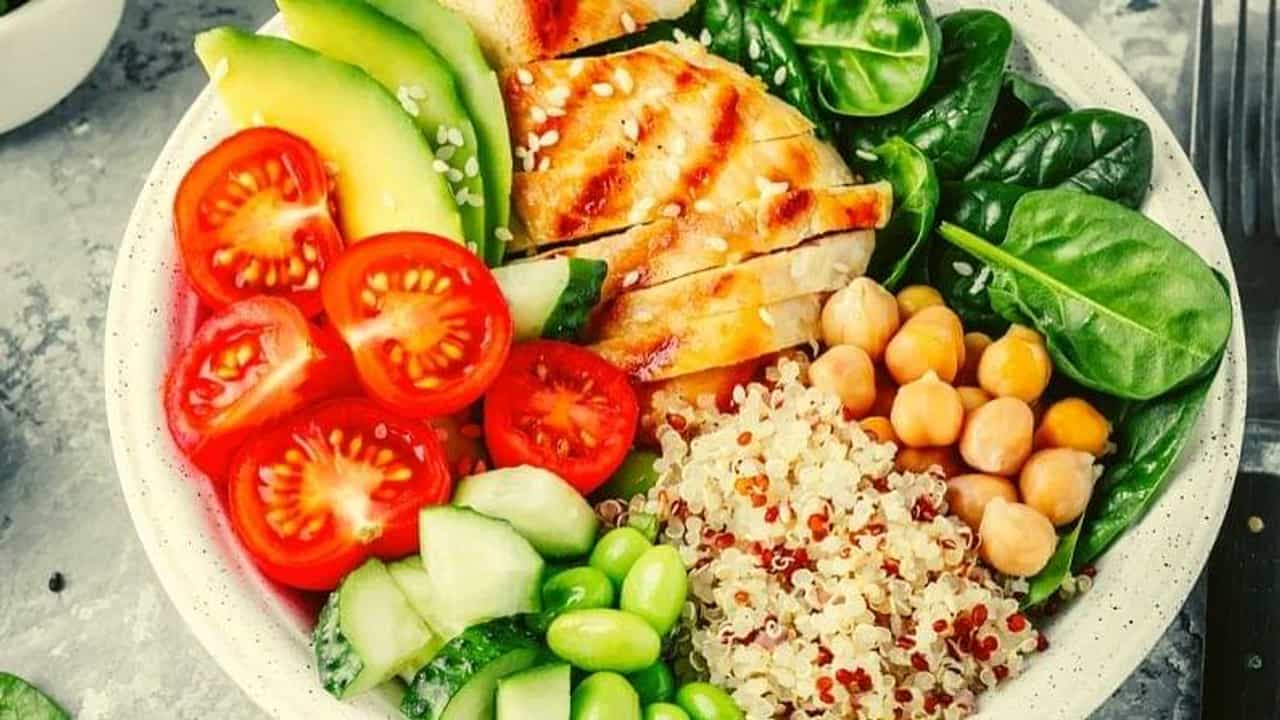 Tips for You: ચહેરા પર જલ્દી નહીં આવે ઘડપણ, ડાયટમાં સામેલ કરી જુઓ આ વસ્તુઓ