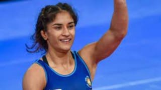 Tokyo Olympic: રેસલિંગમાં સ્વીડનની રેસલરને વિનેશ ફોગાટે 7-1થી આપી પછડાટ, ક્વાર્ટર ફાઇનલમાં પહોંચ્યા