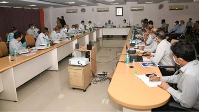 ઉર્જા મંત્રી સૌરભ પટેલે સૌરાષ્ટ્ર-કચ્છના PGVCL વિભાગની સમીક્ષા બેઠક યોજી, અધિકારીઓને આપી આ સૂચના