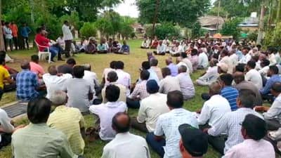 ખેડૂતોની ચીમકી : 70,000 હેકટરમાં કપાસના પાકને થયેલા નુક્શાનનું વળતર ચૂકવો અથવા કિસાનોની લડતનો સામનો કરવા તૈયાર રહો,જાણો શું છે મામલો