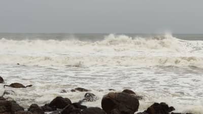 Gujarat માં આગામી ચાર દિવસ દરિયો તોફાની રહેવાની શક્યતા, માછીમારોને દરિયો ના ખેડવા સૂચના