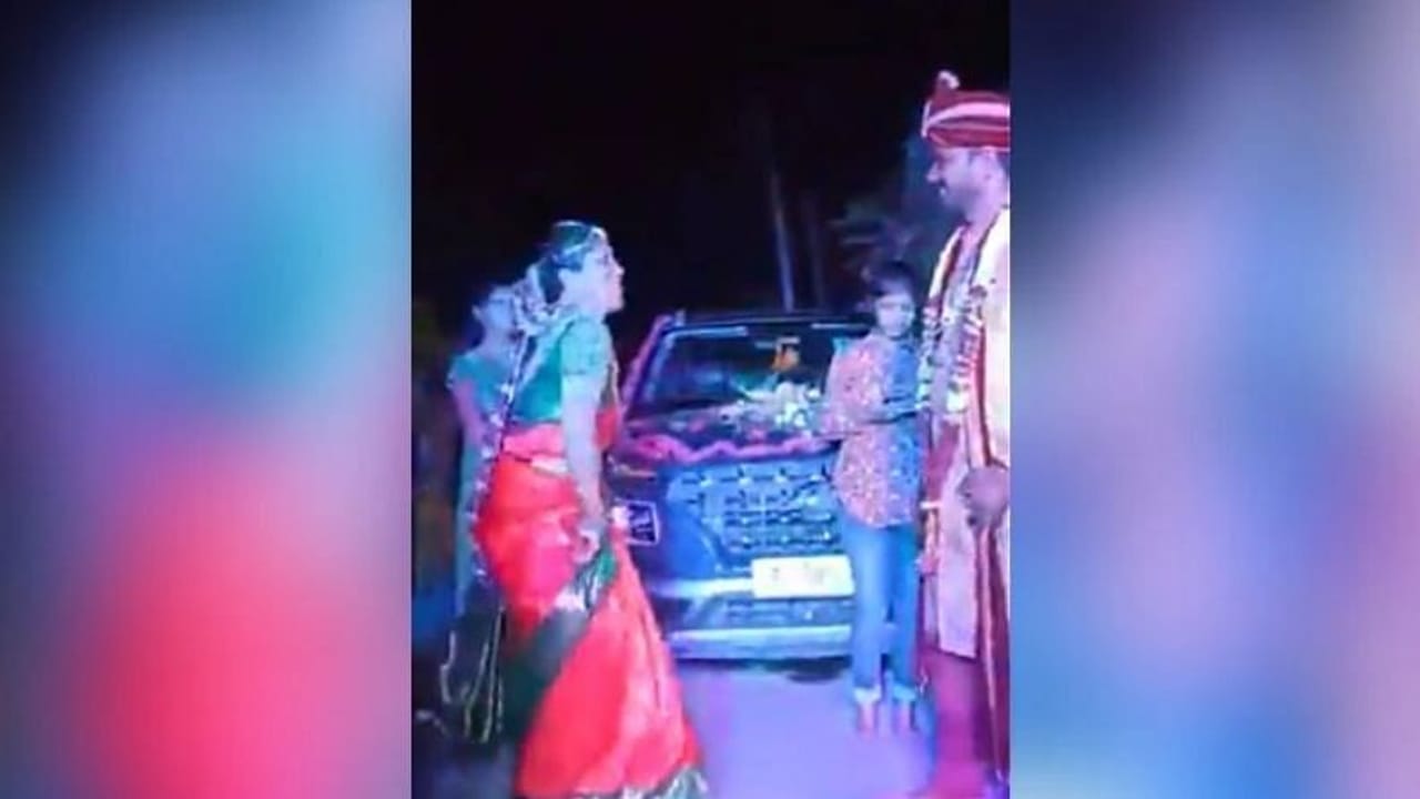 Viral Video : દુલ્હને ધમાકેદાર ડાન્સ કરીને જાનૈયાઓનું જીત્યુ દિલ, જુઓ મજેદાર વીડિયો