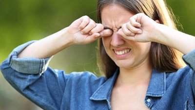 Beauty Tips: આંખોમાં આવતી ખંજવાળને અવગણવાની જરૂર નથી, કરો આ ઘરેલુ ઉપાય અને મેળવો રાહત