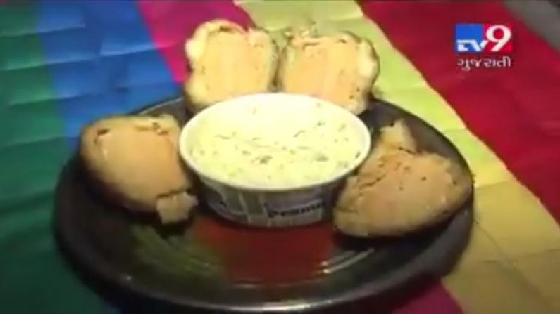 Ice Cream Bhajiya Recipe: આઈસ્ક્રીમના ભજીયા અને ખમણનો આઈસ્ક્રીમ? બનાવવો કે ખાવો છે? તો આ ખાસ વાંચી લેજો