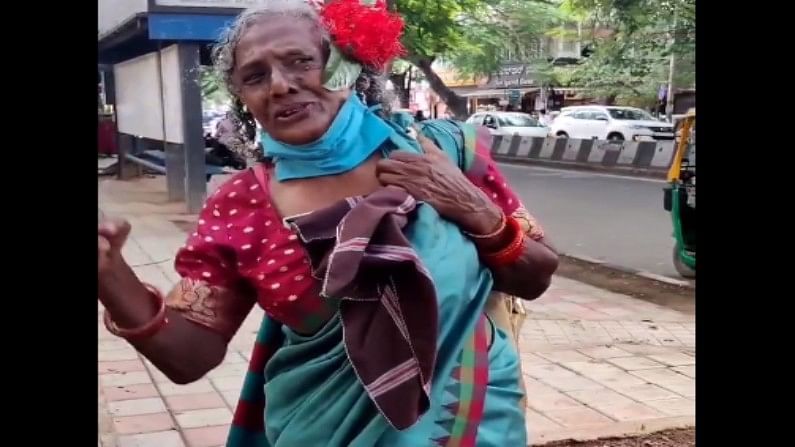 Viral Video : કચરો વિણતી મહિલા બોલી એવુ અંગ્રેજી જેને સાંભળીને લોકો ચોંકી ઉઠ્યા !