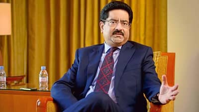 Kumar Mangalam Birla એ VI ના નોન-એક્ઝિક્યુટિવ ચેરમેન પદેથી રાજીનામું આપ્યું, હિમાંશુ કપાનિયાને જવાબદારી સોંપાઈ