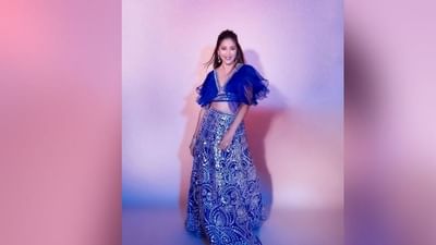 માધુરી દીક્ષિત દરેક આઉટફિટમાં ખૂબ જ સુંદર દેખાય છે. તેઓ દરેક ડ્રેસમાં સુંદર લાગે છે. તેમની ડ્રેસિંગ સ્ટાઈલ હંમેશા હેડલાઈન્સમાં રહે છે.
