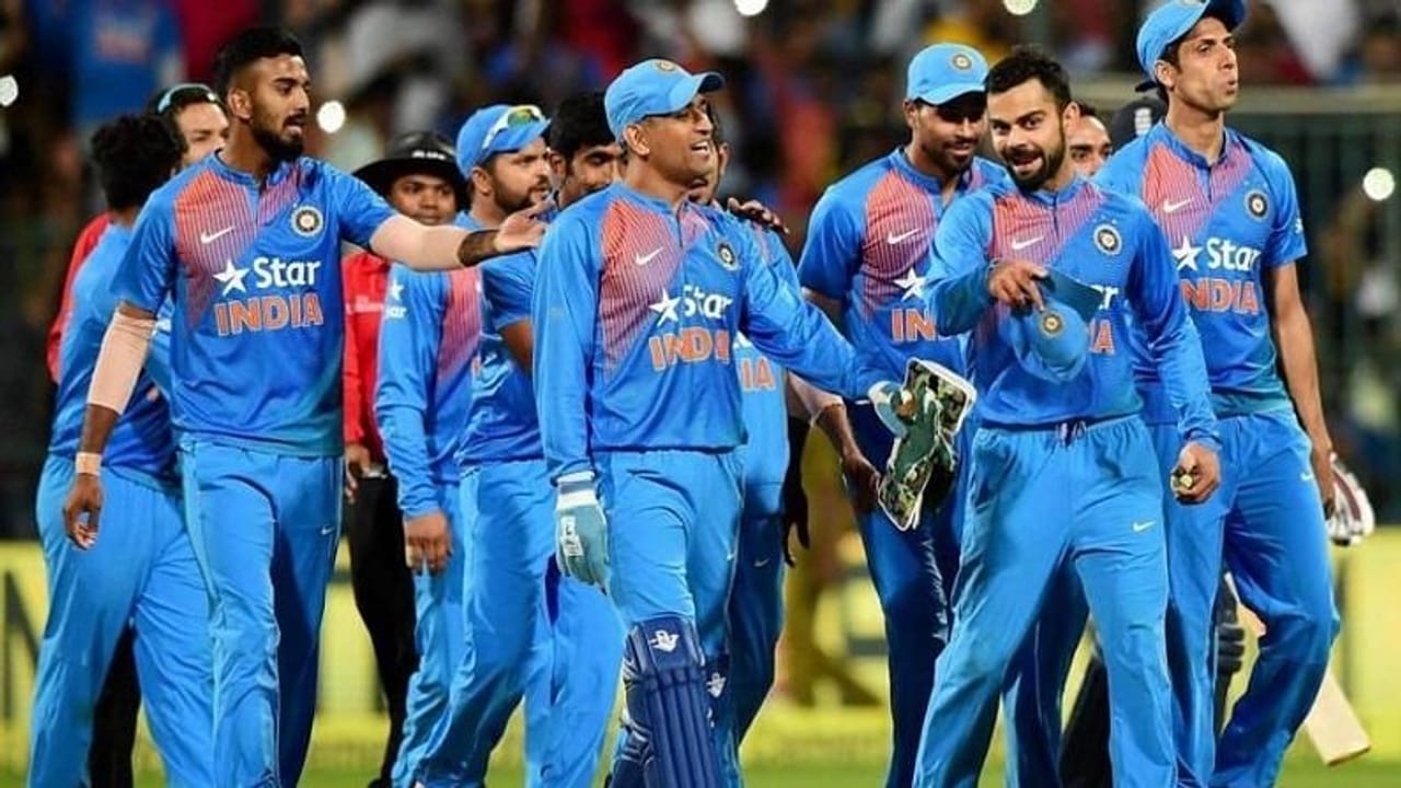 Ms Dhoni : ટીમ ઇન્ડિયાના સુપરસ્ટાર ખેલાડીના નિવૃત્તિનું એક વર્ષ પૂર્ણ, 15 ઓગસ્ટે ક્રિકેટ છોડ્યું