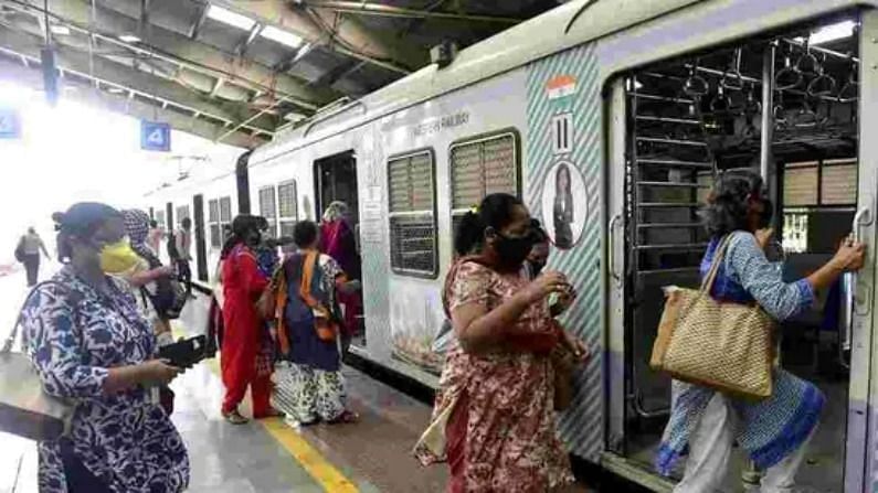 Mumbai: કોરોના વેક્સિનની બંને ડોઝ લેનારા માટે શરૂ થાય લોકલ ટ્રેન સેવા, ભાજપનું આજે વિરોધ પ્રદર્શન