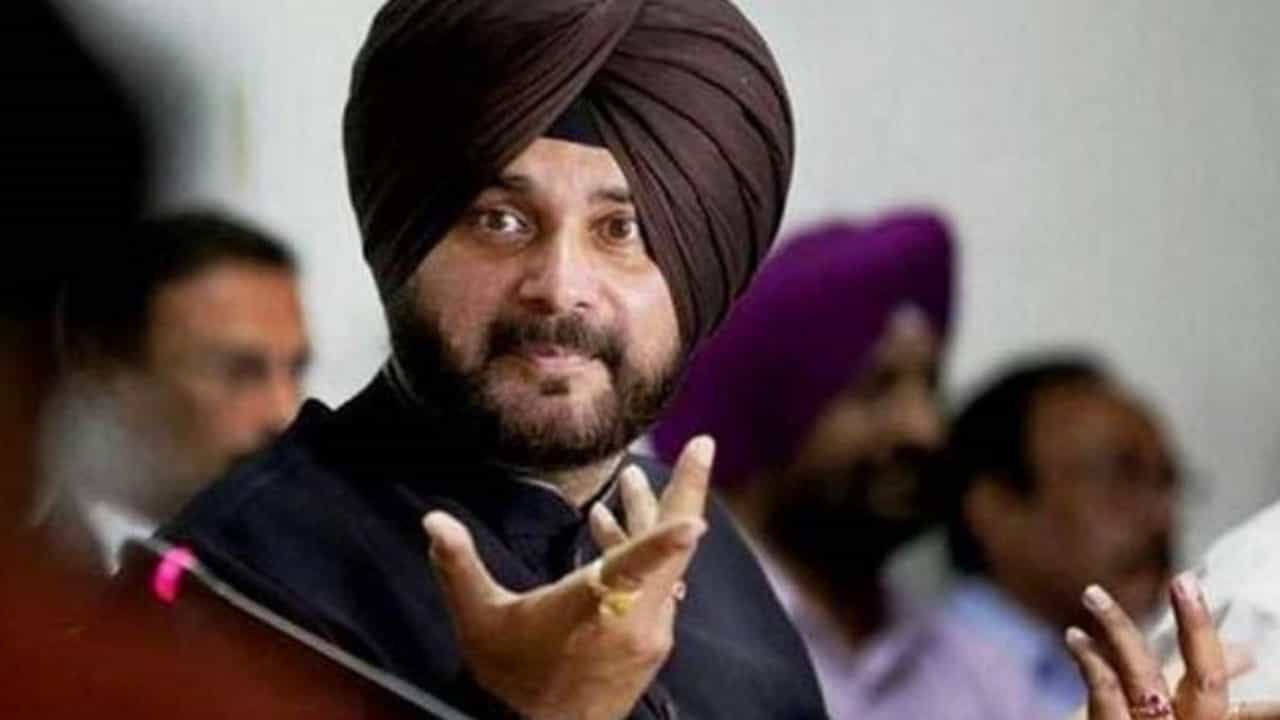 Punjab Politics: પંજાબમાં સિદ્ધુ વિરૂદ્ધ કેપ્ટનની જંગ યથાવત, સિદ્ધુનું પોતાની જ સરકાર પર નિશાન, કહ્યું કે નશો રોકવા કશું નથી કરાયુ