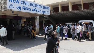 Surat : ચોમાસામાં સુરતના ગ્રામ્ય વિસ્તારોમાં સર્પદંશના કિસ્સાઓ વધ્યા, 1 જ મહિનામાં સર્પદંશના 40 કેસ, 3ના મોત