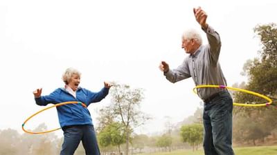 Health Tips : વૃદ્ધાવસ્થામાં પણ કેવી રીતે જાળવી રાખશો આરોગ્ય ? વાંચો આ પાંચ ટિપ્સ