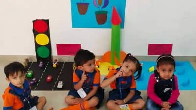 Surat: પરવાનગી ન મળતા પ્રિ સ્કૂલોને લાગ્યા ખંભાતી તાળા, હજારો લોકો બેરોજગાર