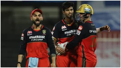 IPL 2021: UAE પહોંચેલી RCBની ટીમને લાગ્યો મોટો ઝટકો, ઈજાને લઈને આ ખેલાડી ટૂર્નામેન્ટ શરુ થવા પહેલા જ બહાર
