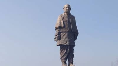 Surat : યુવાઓના સર્વાંગી વિકાસ માટે સુરતમાં સરદારધામ બનાવવાની વિચારણા