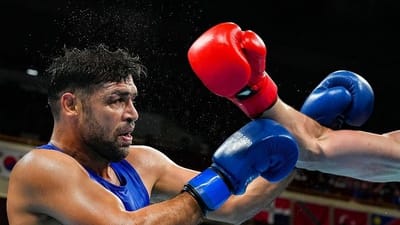 Tokyo Olympics: ચહેરા પર 2 ઘા અને 13 ટાંકા હોવા છતાં પણ બોક્સિંગ રીંગમાં ઉતર્યો, સૈન્ય જવાન આ ભારતીય બોક્સર