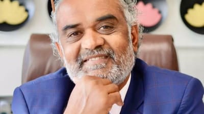 Surat: મહિલા હોકી ટીમ જો ફાઈનલ જીતશે તો સુરતના ડાયમંડ કિંગ સવજી ધોળકિયા ખેલાડીઓને આપશે 11 લાખ રૂપિયા