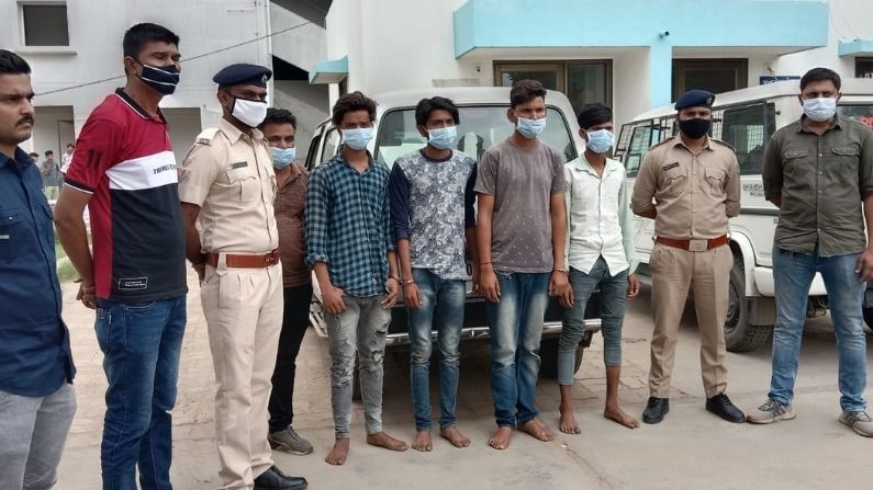 Ahmedabad: વટવામાં પત્નીની 27 જેટલા ઘા મારી કરૂણપિત હત્યા, પોલીસે પૂર્વ પતિ સહિત ચારની કરી ધરપકડ