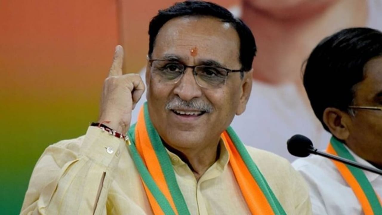 Surat: રોજગાર દિવસે સીએમની હાજરીમાં સુરતમાં રાજ્યકક્ષાનો કાર્યક્રમ યોજાશે, 50 હજાર યુવાનોને અપાશે એપોઇમેન્ટ લેટર