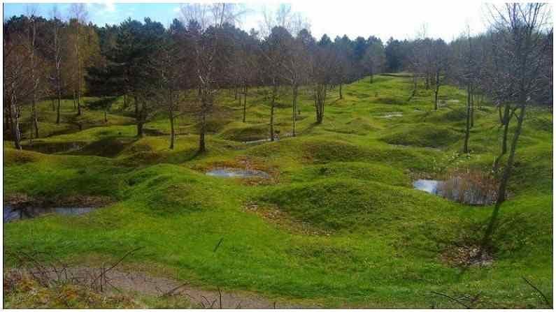 Weird Place : આ છે દુનિયાની સૌથી ઝેરીલી જગ્યા, જમીન સાથે પાણીમાં વહે છે ઝેર, વાંચો કઈ છે આ ખતરનાક જગ્યા