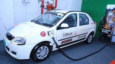 મુંબઈને પહેલું જાહેર ઇલેક્ટ્રિક વ્હીકલ ચાર્જિગ સ્ટેશન મળ્યું, એક યુનિટ માટે માત્ર 15 રૂપિયા ચૂકવવા પડશે