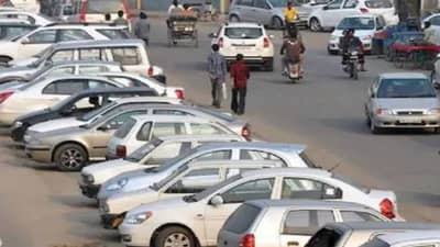 Ahmedabad : કાર પાર્કિંગનો પુરાવો હશે તો જ કાર ખરીદી શકાશે,  નવી પાર્કિગ પોલિસીની દરખાસ્ત સ્ટેન્ડિગ કમિટીમાં મંજૂરી માટે રજુ કરાઇ