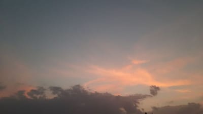 દિવસ અને રાતનું ચક્ર સતત ચાલ્યા કરે છે. આ કોઈ નવી વાત નથી, પરંતુ શું તમે એવી જગ્યાઓ વિશે જાણો છો જ્યાં સૂર્ય ક્યારેય ડૂબતો નથી? દુનિયામાં કેટલીક જગ્યાઓ એવી છે જ્યાં 70 દિવસથી વધારે સમય સુધી સૂર્ય અસ્ત થતો નથી. ચાલો તમને એવા દેશો વિશે જણાવીએ જ્યાં સૂર્ય ક્યારેય ડૂબતો નથી અથવા તો એમ કહી શકીએ કે ત્યાં ક્યારેય રાત થતી નથી.