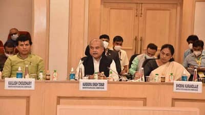 કેન્દ્રીય કૃષિ મંત્રી નરેન્દ્ર સિંહ તોમરે કહ્યું- ખેડૂતોને KCC હેઠળ અત્યાર સુધીમાં 14 લાખ કરોડ રૂપિયાની લોન આપવામાં આવી