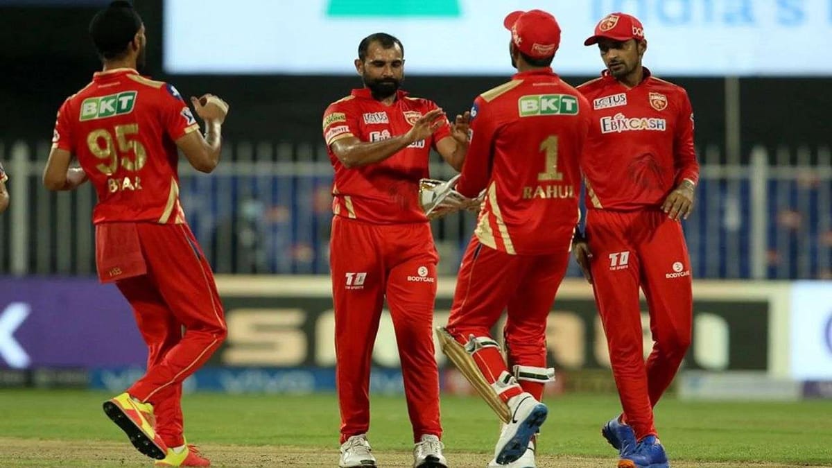 IPL 2021 Purple Cap: પંજાબ કિંગ્સના ઝડપી બોલર શામી એ રાશિદ ખાનને હટાવી ટોપ-5 માં મેળવ્યુ સ્થાન, હર્ષલ પટેલનુ સ્થાન અડગ