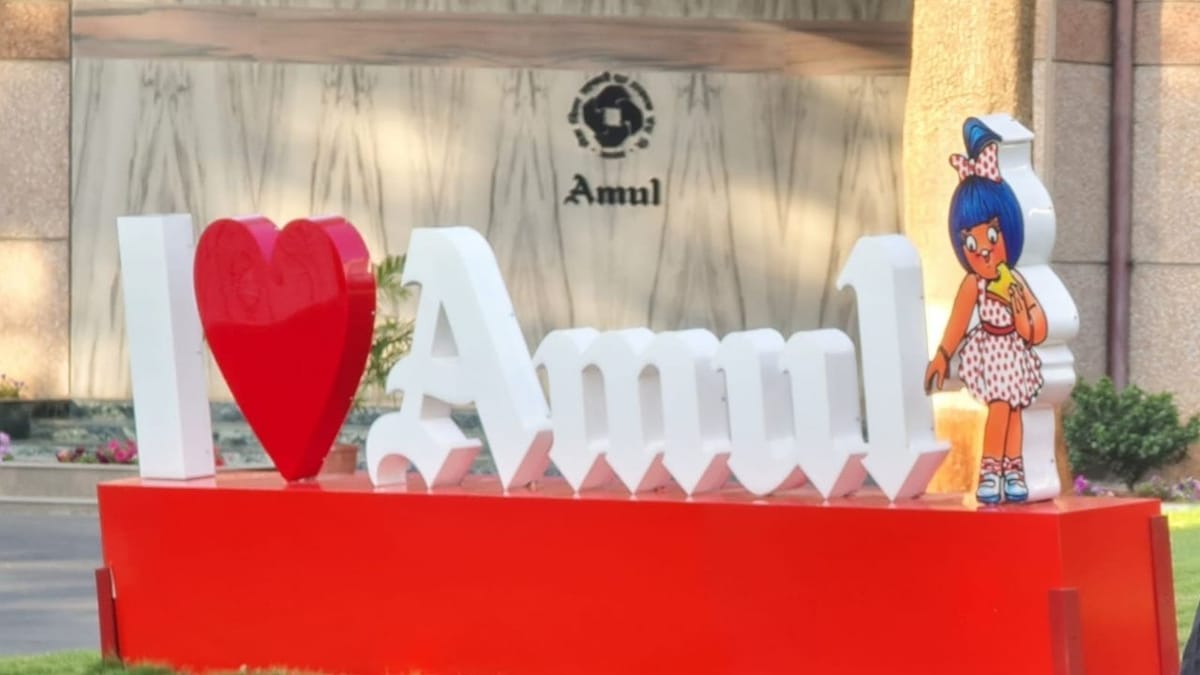 ANAND : અમુલ ડેરીનો રેકોર્ડ, વર્ષ 2020-21માં દરરોજ સરેરાશ 36 લાખ કિલો ગુણવત્તાસભર દૂધ સંપાદન કર્યુ