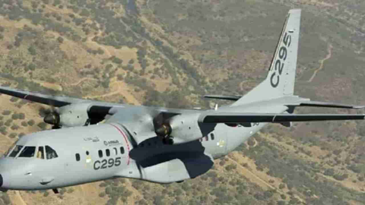 Defense Ministry: C-295 MW ટ્રાન્સપોર્ટ એરક્રાફ્ટ ખરીદવા મળી મંજુરી, પ્રથમ વાર એક ખાનગી કંપની કરશે દેશમાં સેનાનાં વિમાનોનું ઉત્પાદન