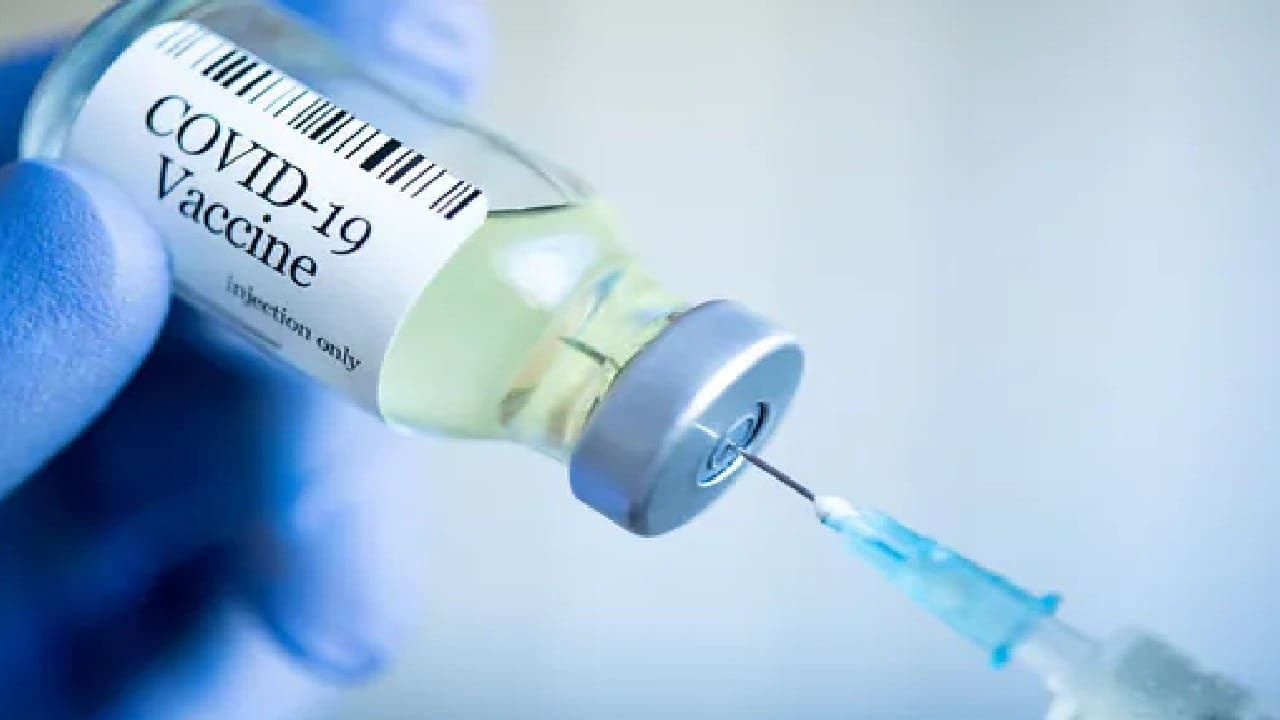 Corona Vaccination : પ્રથમ ડોઝમાં 100 ટકા રસીકરણ કરનારું પ્રથમ રાજ્ય બન્યું હિમાચલ પ્રદેશ