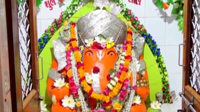 Ganesh Chaturthi 2021: અહીં પત્ર લખી ભક્તો ગજાનન સુધી પહોંચાડે છે તેમની મનશા, જાણો ઢાંકના સિદ્ધિ વિનાયકનો મહિમા