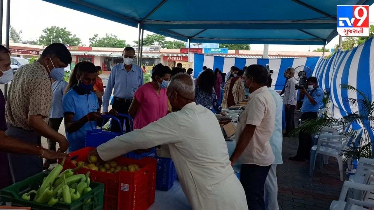 ભારતીય વાયુસેનાના SWAC હેડક્વાર્ટર દ્વારા કુદરતી કૃષિ-ખેતીવાડીના પ્રોત્સાહન માટે પ્રદર્શન સાથે વેચાણનું આયોજન કરવામાં આવ્યું