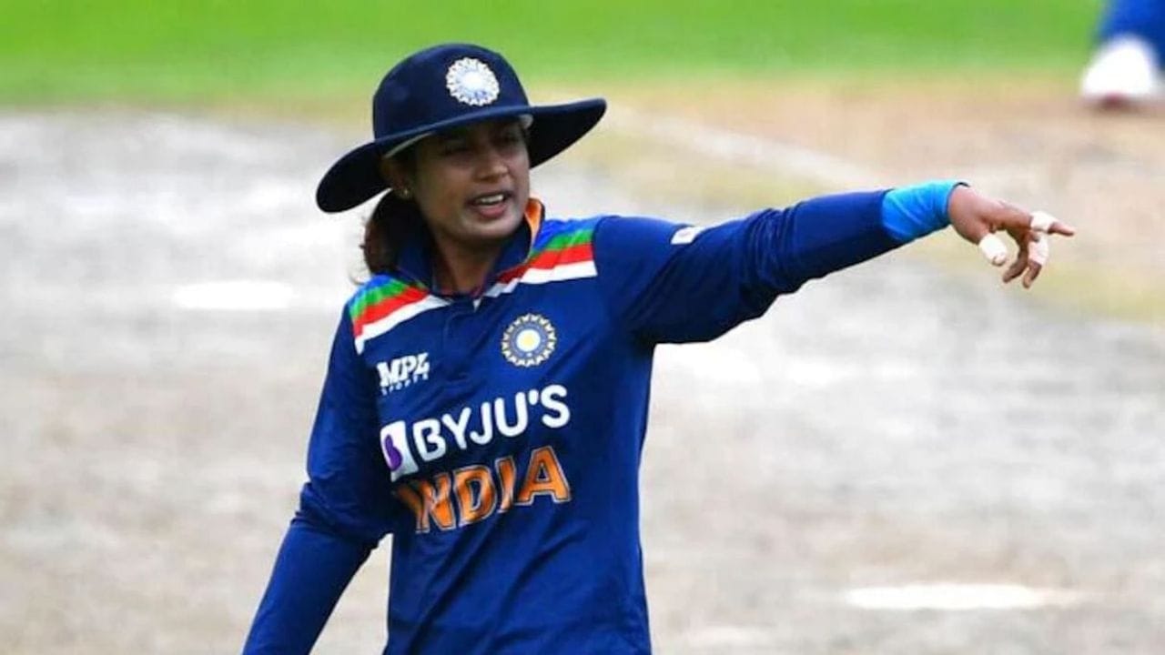 Mithali Rajની સ્ટ્રાઈક રેટની ટીકાથી ભારતના ભૂતપૂર્વ કેપ્ટન ગુસ્સે થયા, ટોણા મારનારાઓનું મોઢું બંધ કર્યું