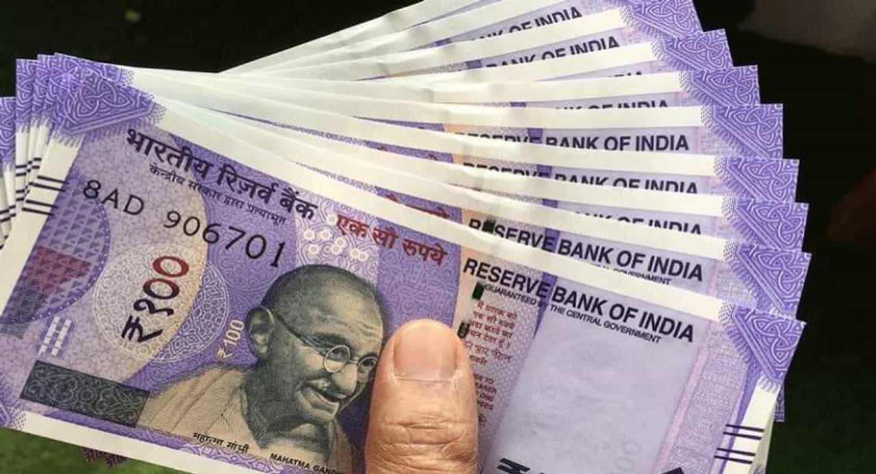 Vastu Tips Money : ઘરમાં રાખેલી આ વસ્તુઓ તમને કંગાળ બનાવી શકે છે ! કરો આ સરળ ઉપાય