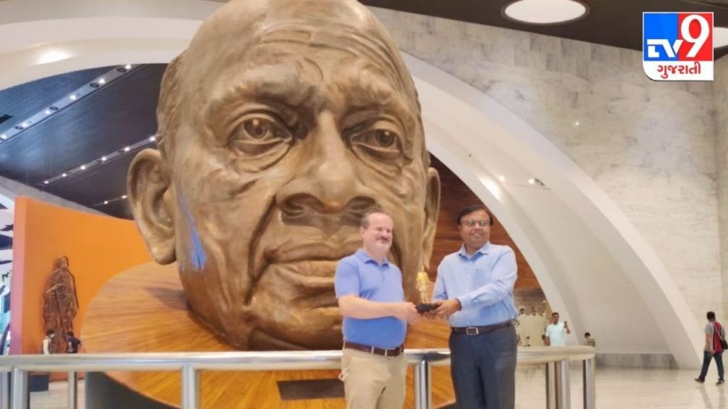 Narmada : Consul General of the US Embassy in Mumbai David Ranz overwhelmed by the Statue of Unity