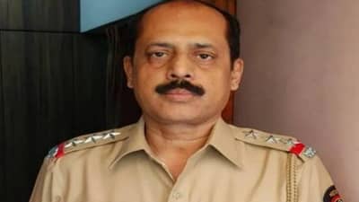 સચિન વાજેને નહીં મળે હોસ્પિટલમાંથી રજા, કોર્ટે કહ્યું હાઉસ અરેસ્ટ પર ફેંસલો આવ્યા બાદ જ મળશે ડીસ્ચાર્જ