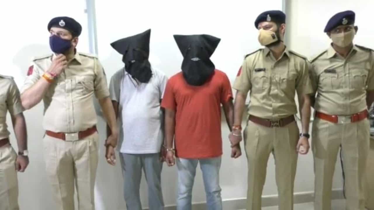 Surat: લૂંટ, અપહરણ સહિત અનેક ગુનાઓને અંજામ આપનાર ગાજીપરા ગેંગના ખૂંખાર આરોપી પોલીસના સકંજામાં