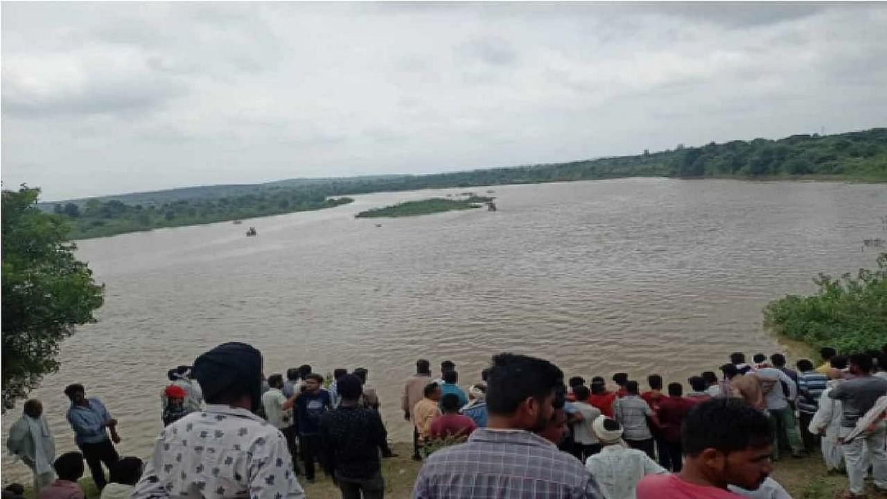 Maharashtra: વર્ધા નદીમાં ભયાનક નાવ દુર્ઘટના,  નાવ પલટી જવાથી 11 લોકો ડૂબ્યા, અત્યાર સુધીમાં મળ્યા 3 મૃતદેહો