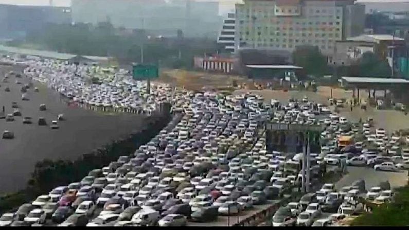 Kisan Bharat Bandh: દિલ્હી-NCR, યુપી અને પંજાબ-હરિયાણામાં ઘણી જગ્યાએ ભારે ટ્રાફિક જામ, આજે આ રસ્તાઓ પર જવાનું ટાળો