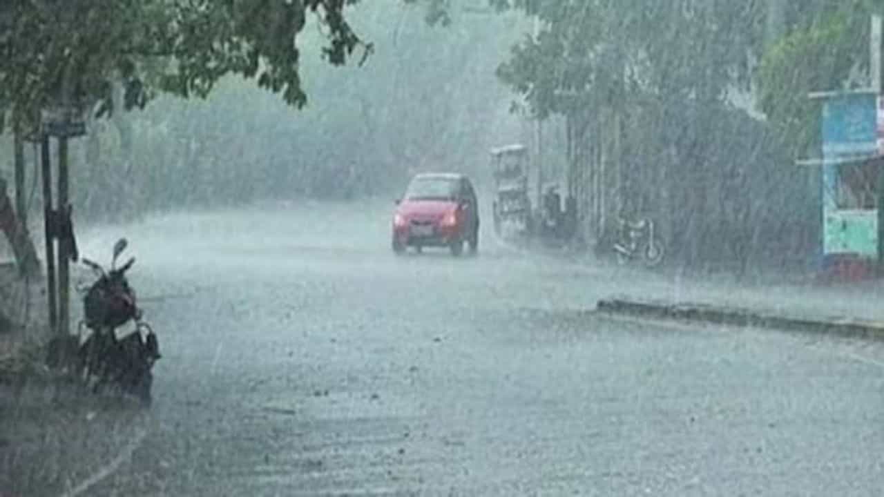 ગુજરાતમાં આગામી ત્રણ દિવસ ભારે વરસાદની આગાહી, આ જિલ્લાઓ માટે ઓરેન્જ એલર્ટ જાહેર