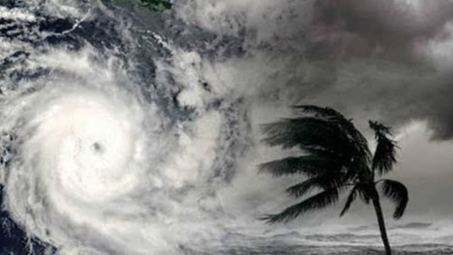 Cyclone Gulab Latest Updates: વાવાઝોડું 'ગુલાબ' ઉત્તર આંધ્રપ્રદેશમાં નબળું પડીને ડિપ ડિપ્રેશનમાં ફેરવાયુ, વાંચો ક્યાં ક્યાં નુકસાન થયું
