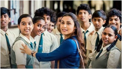 હિચકી ફિલ્મમાં રાની મુખર્જીએ નૈના મધુર નામની શિક્ષિકાની ભૂમિકા ભજવી હતી જે ટૌરેટ સિન્ડ્રોમ નામની બીમારીથી પીડિત છે. આ રોગને કારણે નૈનાને બોલવામાં તકલીફ પડે છે. ઘણી શાળાઓમાં નકારાયા બાદ આખરે નયનાને એક શાળામાં નોકરી મળી. બાળકો પણ નયનાની બીમારીની મજાક ઉડાવે છે. ફિલ્મમાં બતાવવામાં આવ્યું છે કે કેવી રીતે નૈના બાળકોને સંભાળવા અને તેની સમસ્યાઓનો સામનો કરવા વચ્ચે બધું સંભાળે છે.