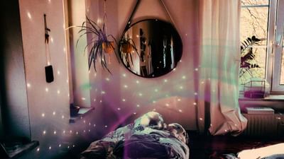 Vastu Tips: આપના ઘરમાં રહેલી નકારાત્મકતાને કઈ રીતે જાણશો ? આ રહ્યા 4 સંકેત, જાણો તેનાથી બચવાના ઉપાય