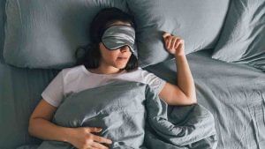 Health Tips : સારી ઊંઘ માટે સૂતા પહેલા કરો આ 5 કામ, ક્યારેય જરૂર નહીં પડે દવા લેવાની