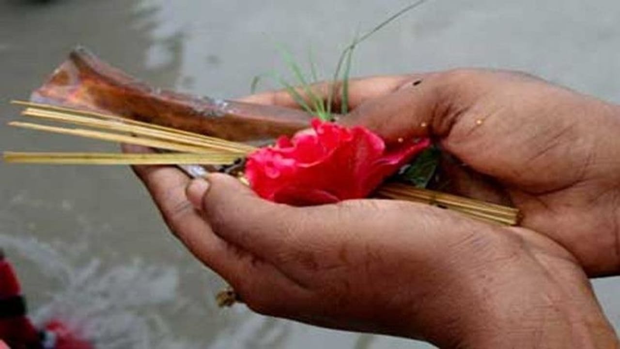 Shradh Paksh 2021: કેમ કરવું જોઈએ શ્રાદ્ધ ? પિતૃપક્ષમાં ભૂલથી પણ ન કરશો આ કામ !