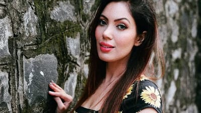 આજે તારક મહેતા કા ઉલ્ટા ચશ્મામાં (Tarak Mehta ka Ooltah Chashmah) બબીતા ​​જીની (Babitaji) ભૂમિકા ભજવનાર મુનમુન દત્તાનો (Munmun Datta) જન્મદિવસ છે. મુનમુનનો જન્મ 28 સપ્ટેમ્બર 1987 ના રોજ થયો હતો. મુનમુન પોતાના ગ્લેમરસ લુકથી સોશિયલ મીડિયા પર આગ લગાડતી રહે છે.