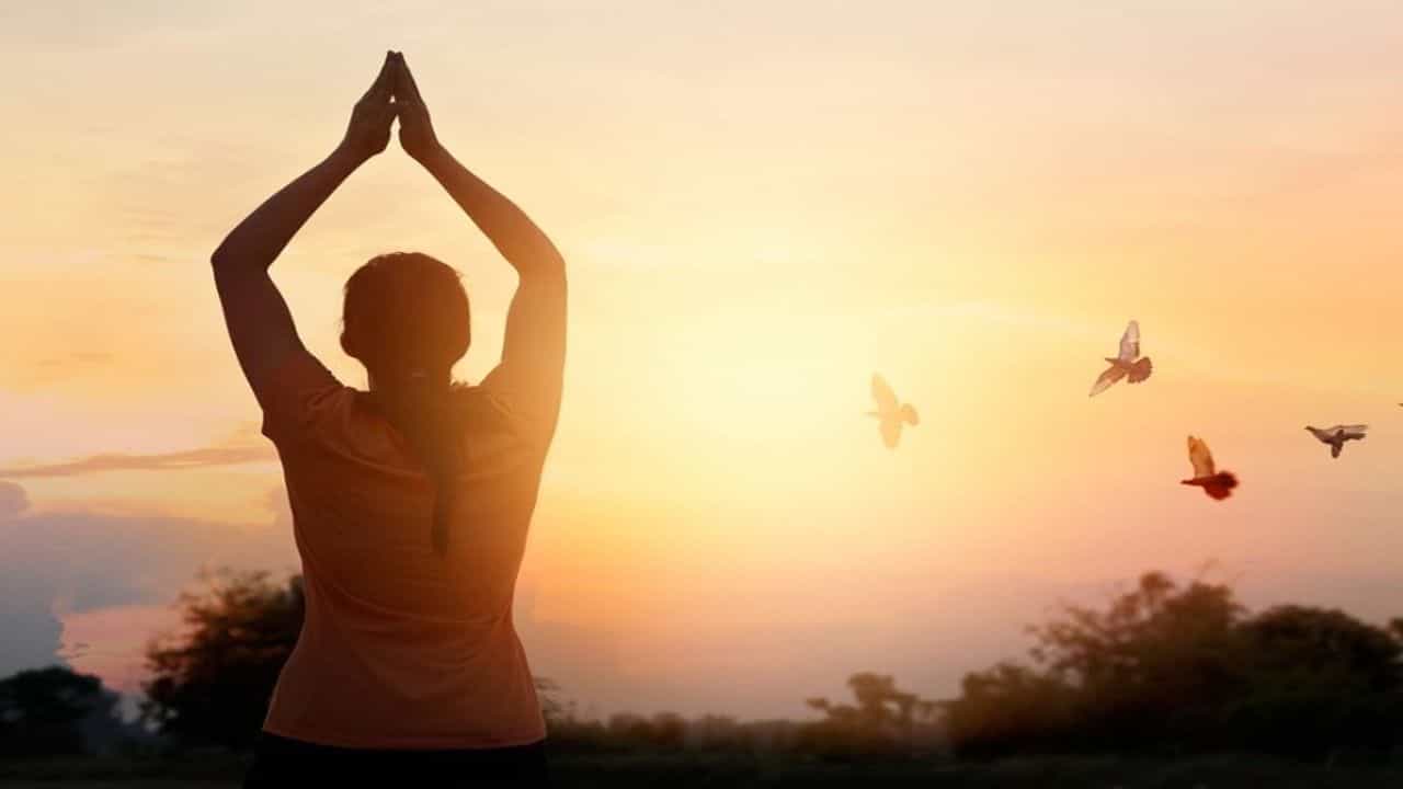 Health : આયુર્વેદ અનુસાર કેવી હોવી જોઈએ તમારી સવાર, જાણો આ છે કામની વાત