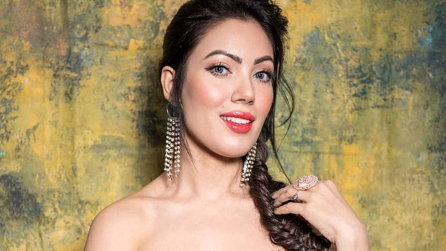 મુનમુનનું પાત્ર અન્ય પાત્રો કરતાં વધુ સ્ટાઇલિશ છે. તેને મુસાફરી અને ફેશનનો ખૂબ શોખ છે.